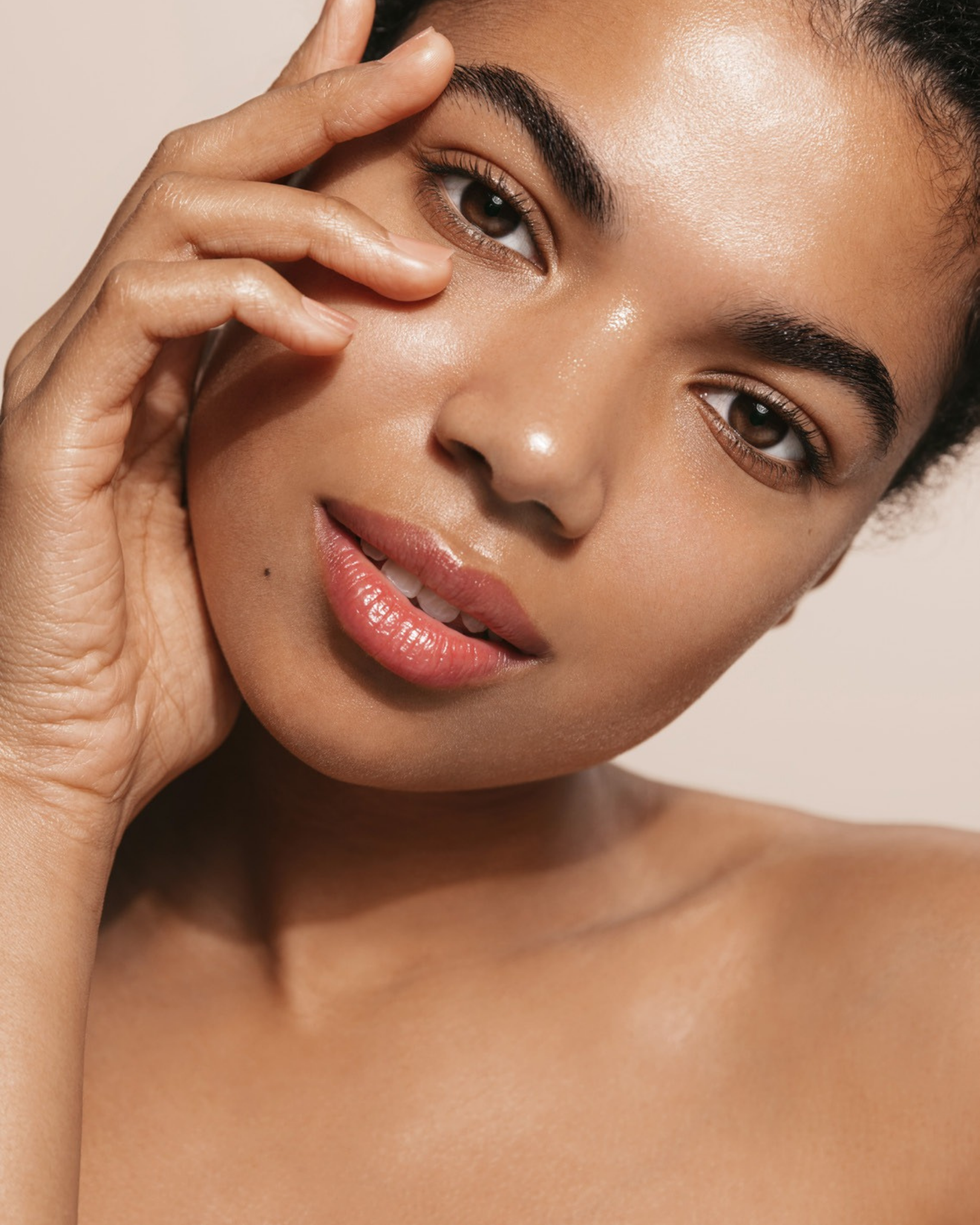 Notre-gamme-de-soins-à-la-bave-d-escargot-Aurodhea Sacha Beauty Cosmetics